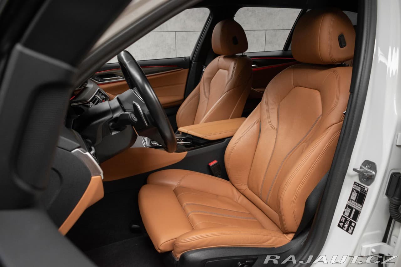 2023 BMW 5-Series - 10