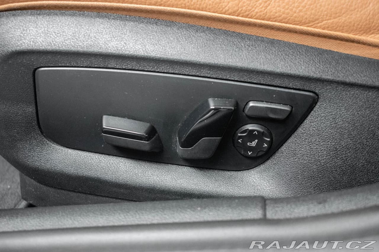 2023 BMW 5-Series - 16