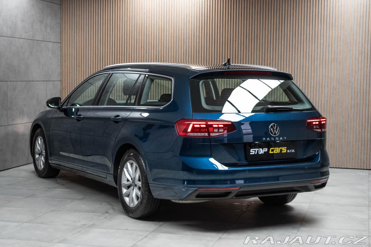 2022 Volkswagen Passat - 4