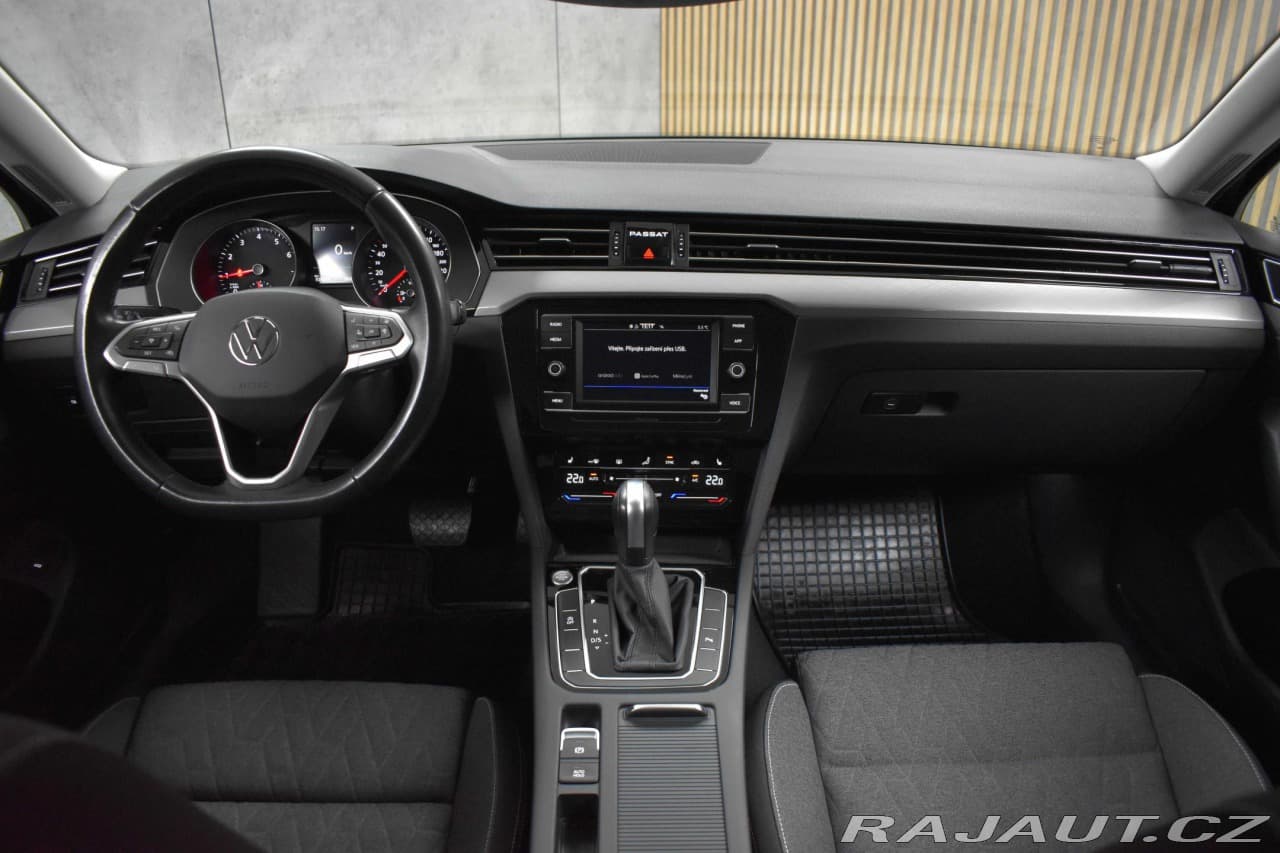 2022 Volkswagen Passat - 7