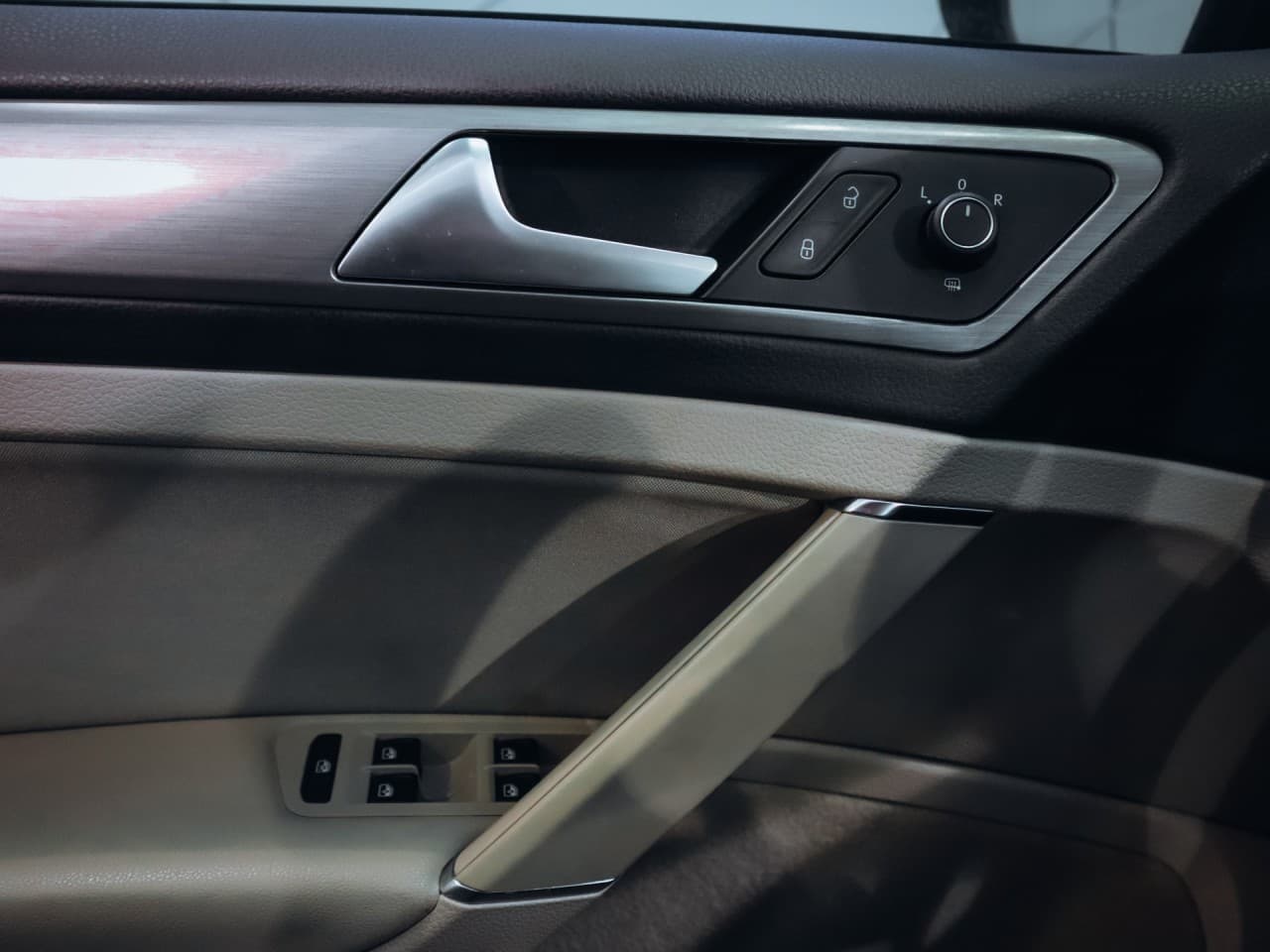 2016 Volkswagen Golf - 10