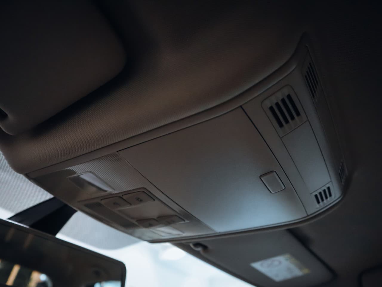 2016 Volkswagen Golf - 17