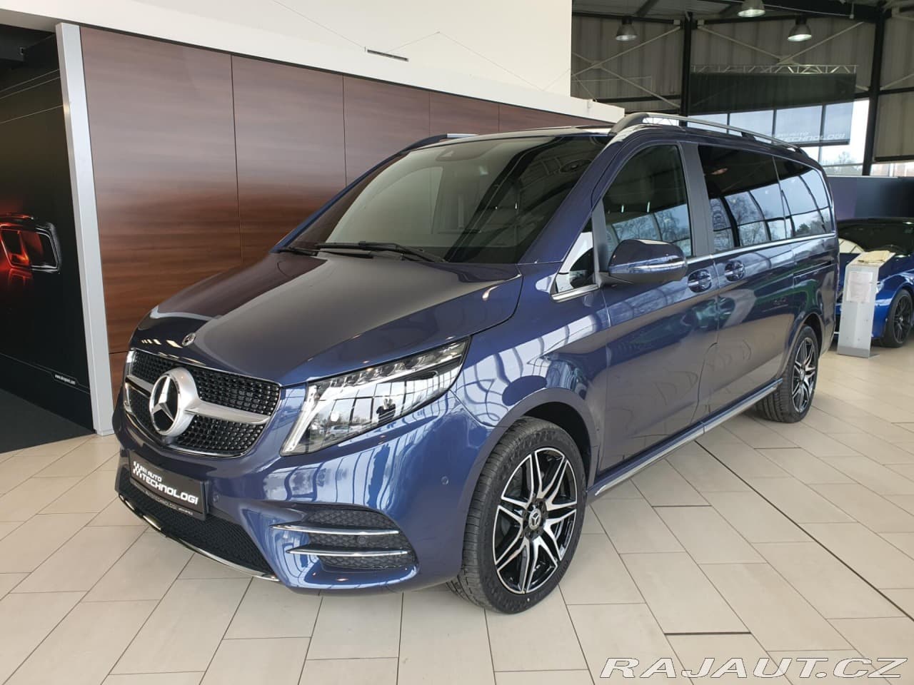 2023 Mercedes-Benz V-Class - 2