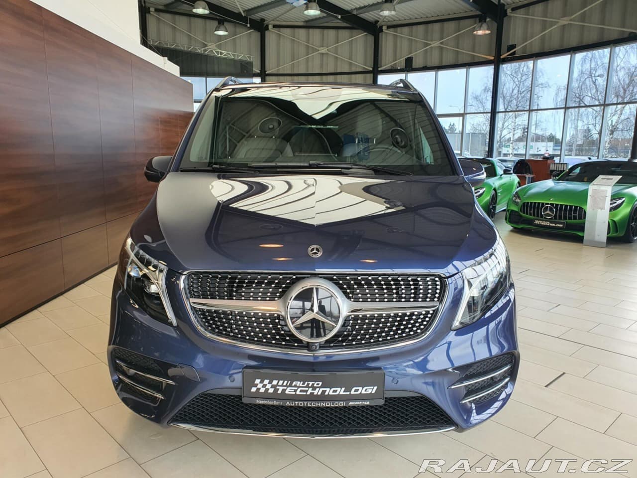 2023 Mercedes-Benz V-Class - 3