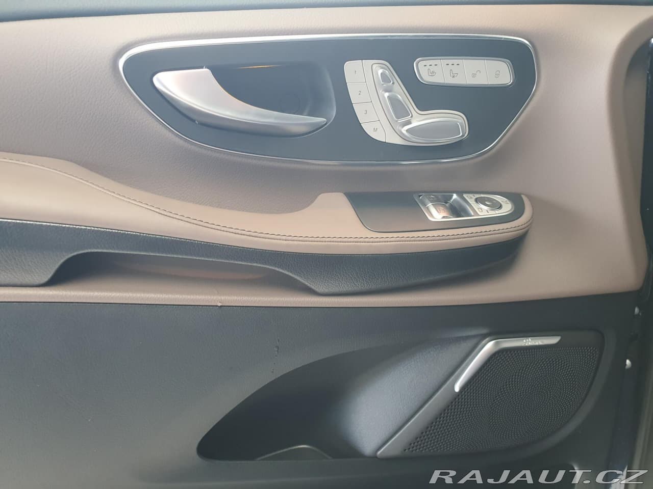 2023 Mercedes-Benz V-Class - 8