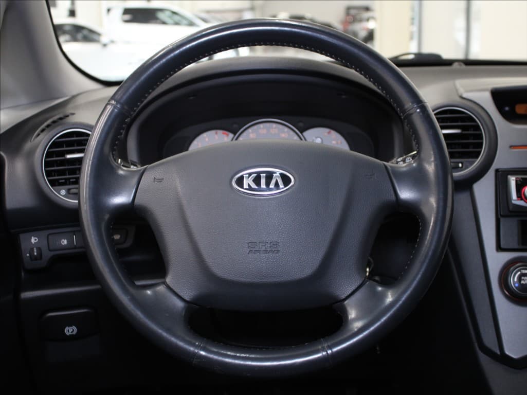 2006 Kia Carens - 10
