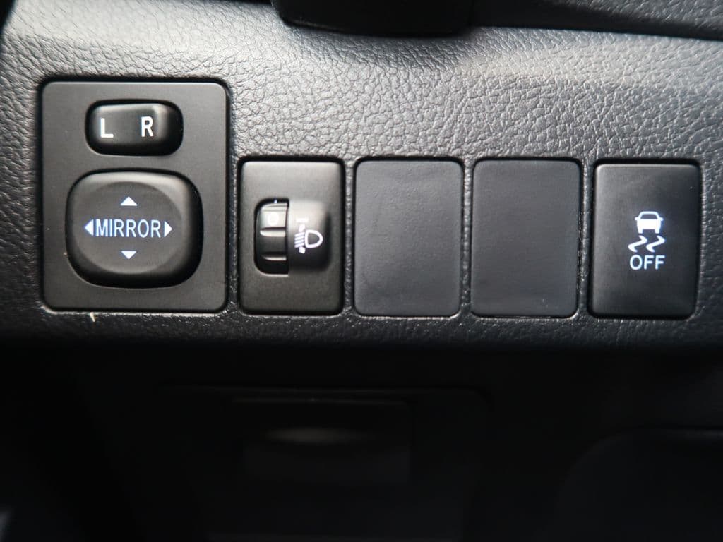 2015 Toyota Auris - 20