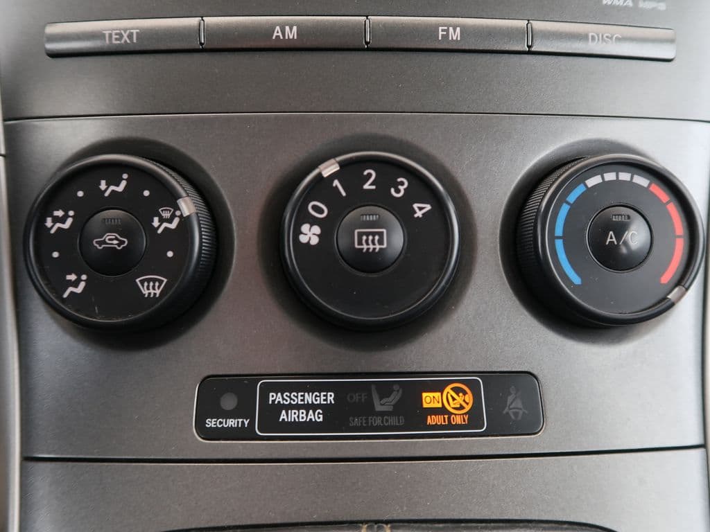 2007 Toyota Auris - 17