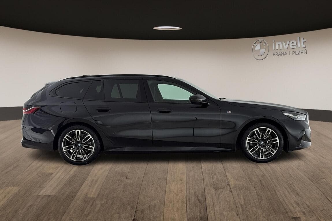 2025 BMW 5-Series - 2