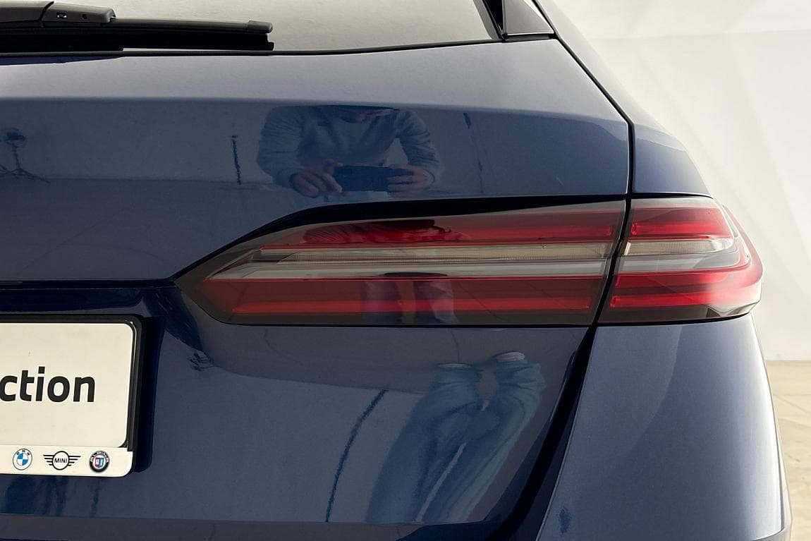 2024 BMW 5-Series - 4