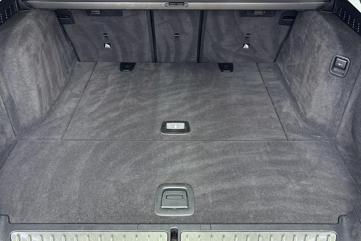 2020 BMW 5-Series - 12