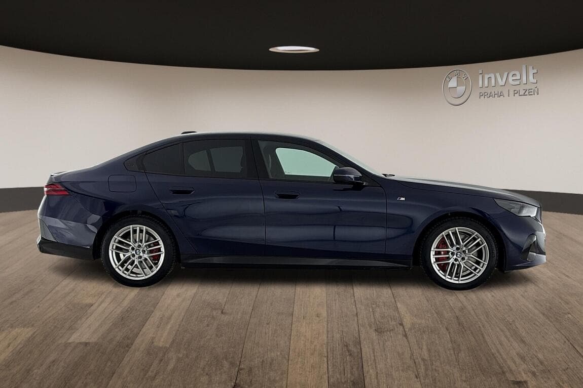 2025 BMW 5-Series - 2