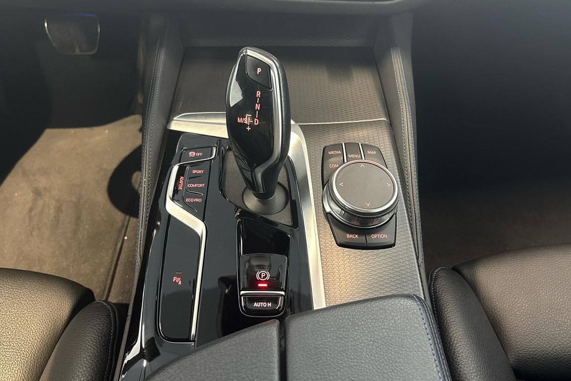 2023 BMW 5-Series - 10