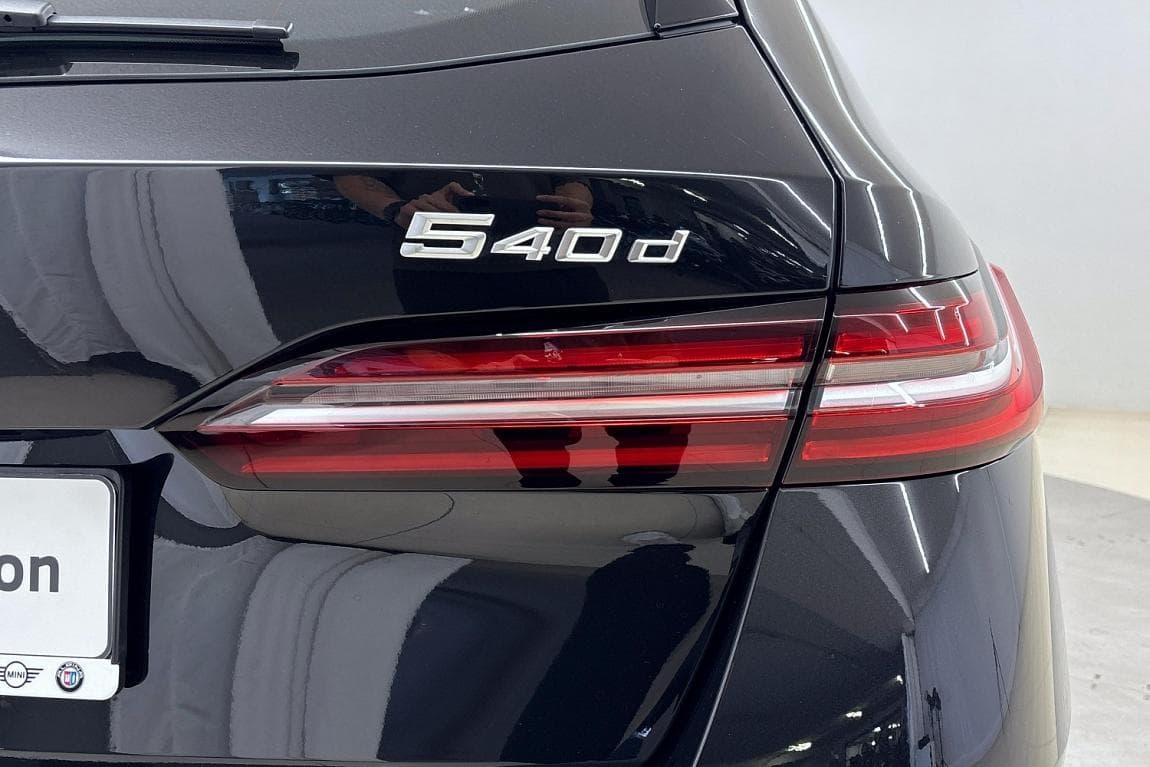 2024 BMW 5-Series - 4