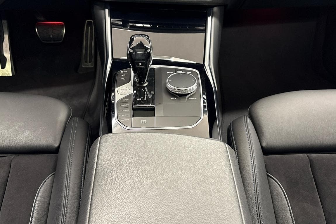 2021 BMW 3-Series - 11