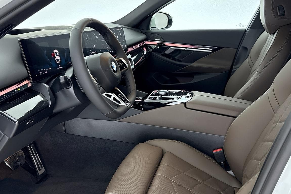2025 BMW 5-Series - 6