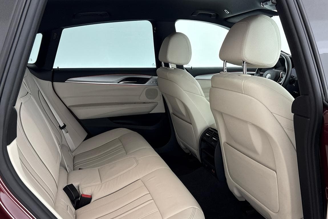 2021 BMW 6-Series - 11