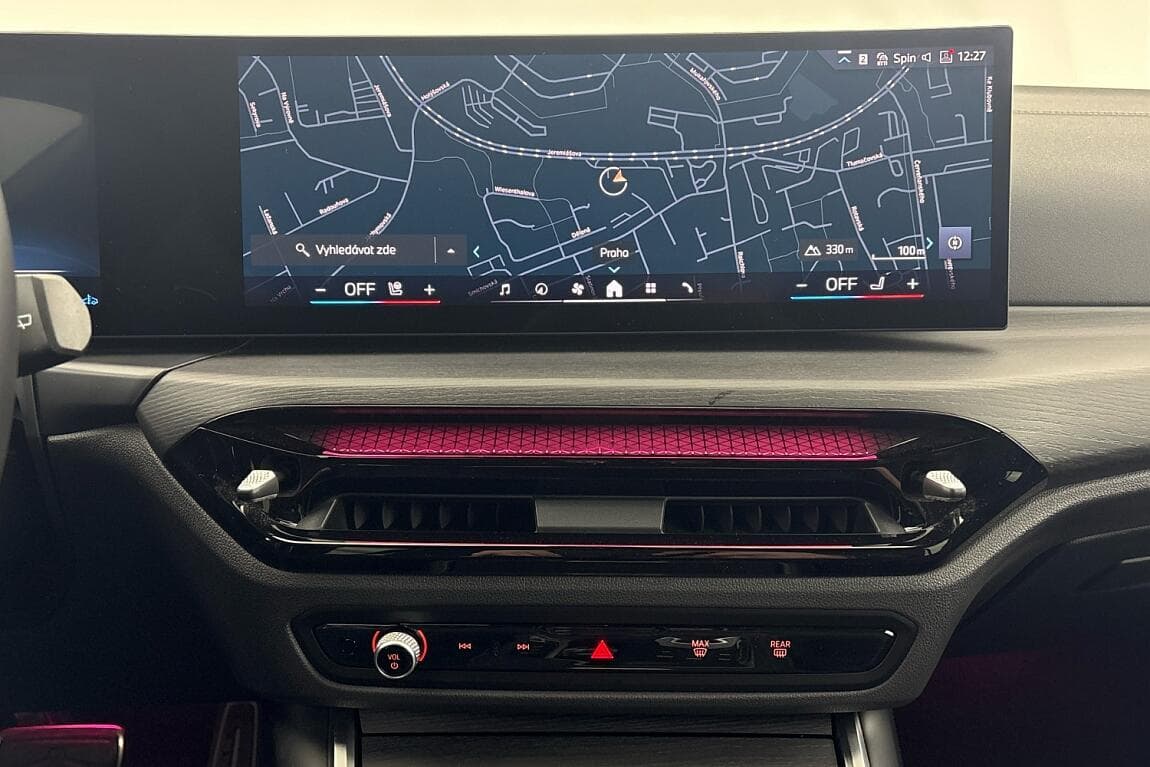 2025 BMW 3-Series - 9