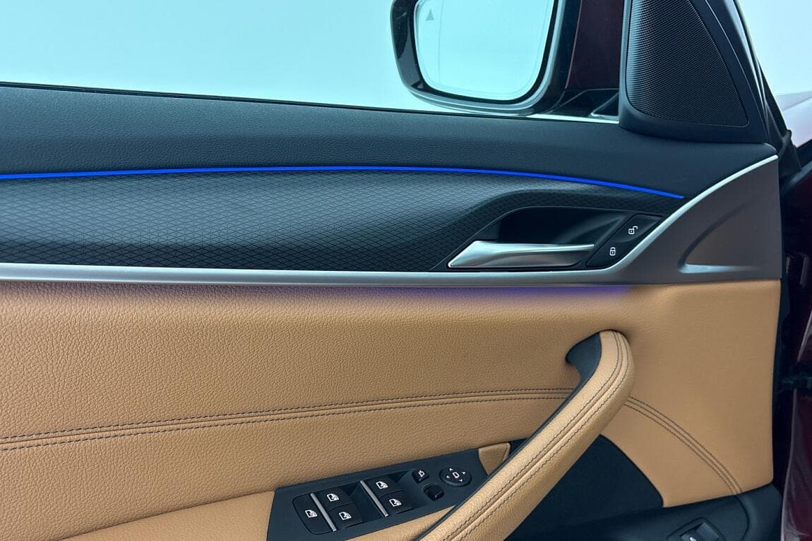 2023 BMW 5-Series - 13