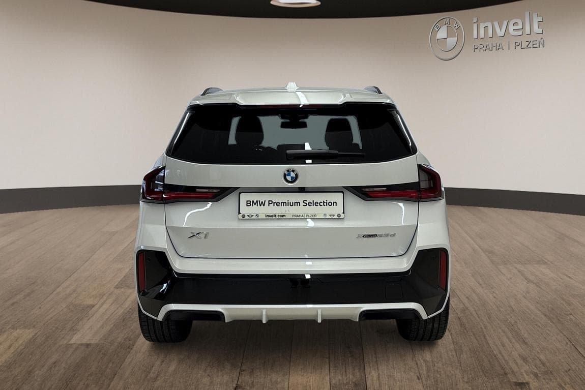 2025 BMW X1 - 4