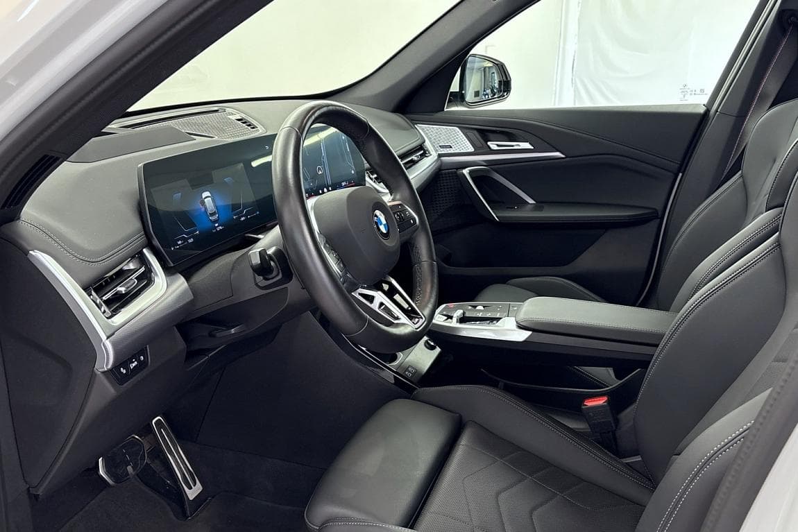 2025 BMW X1 - 7