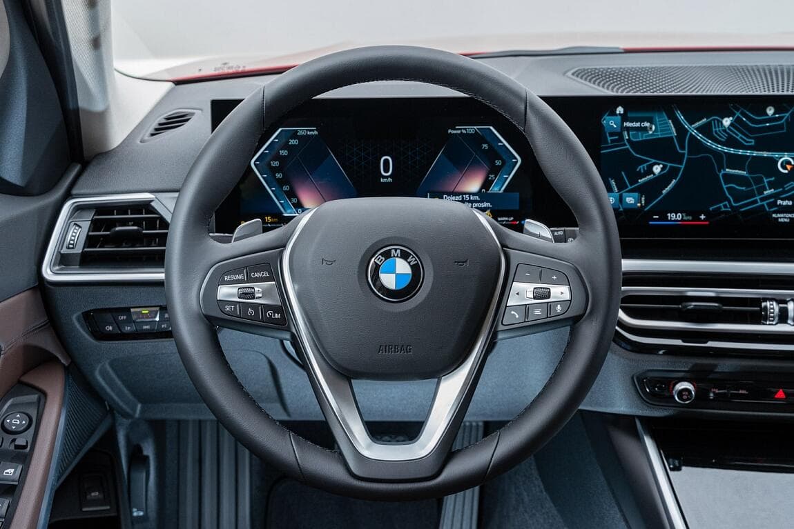 2023 BMW 3-Series - 9