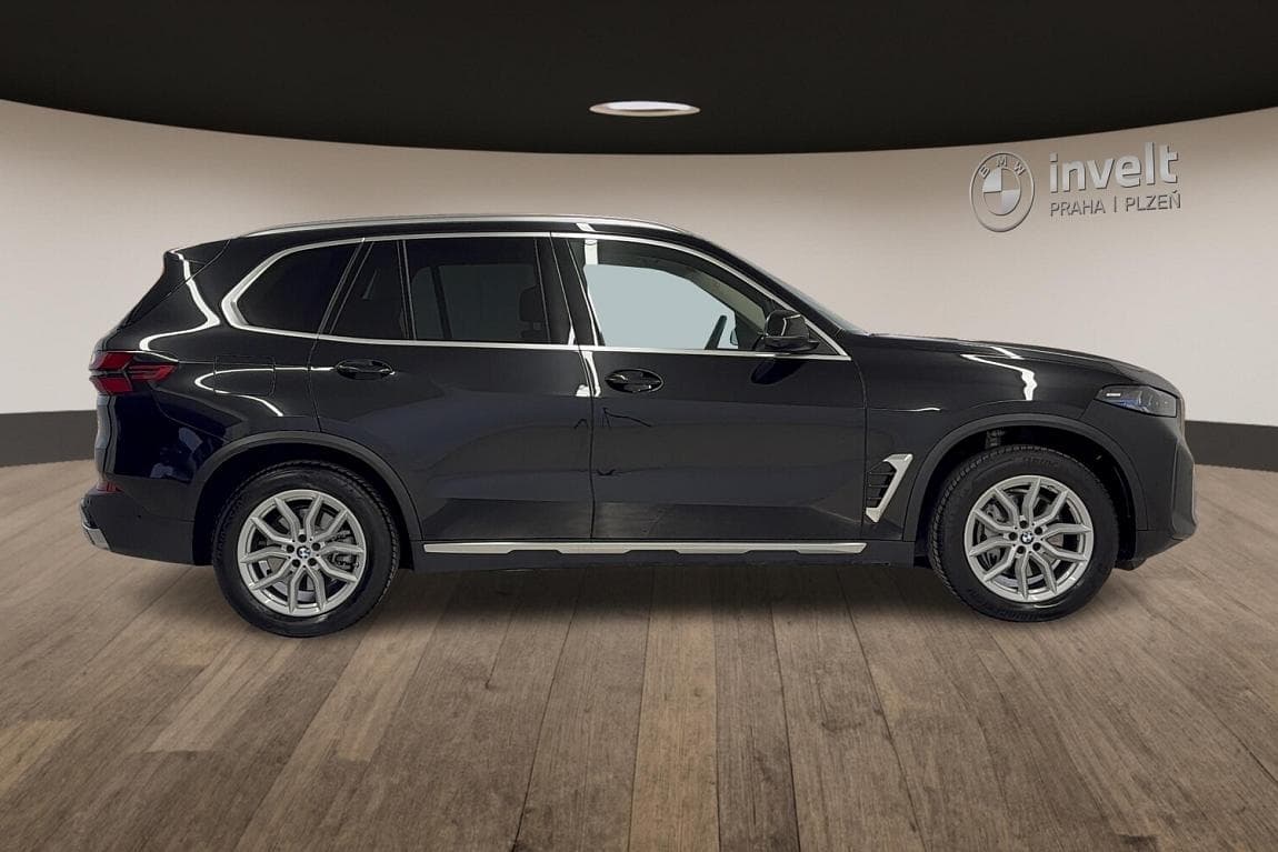 2024 BMW X5 - 2