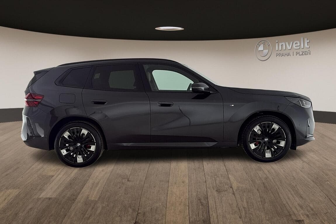 2025 BMW X3 - 2