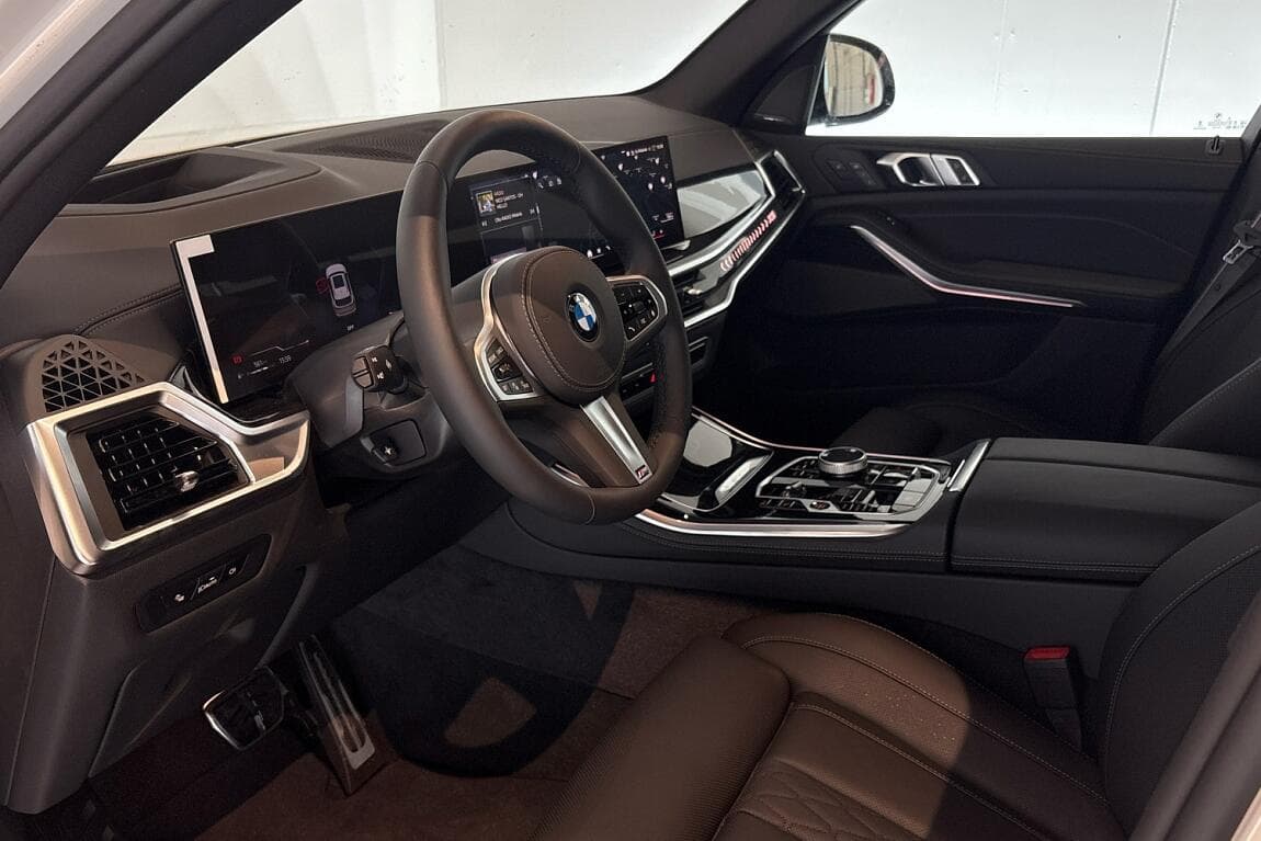 2025 BMW X5 - 6