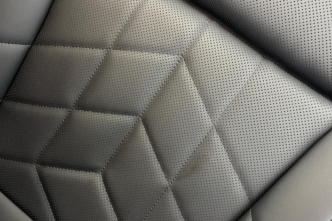 2025 BMW 5-Series - 12