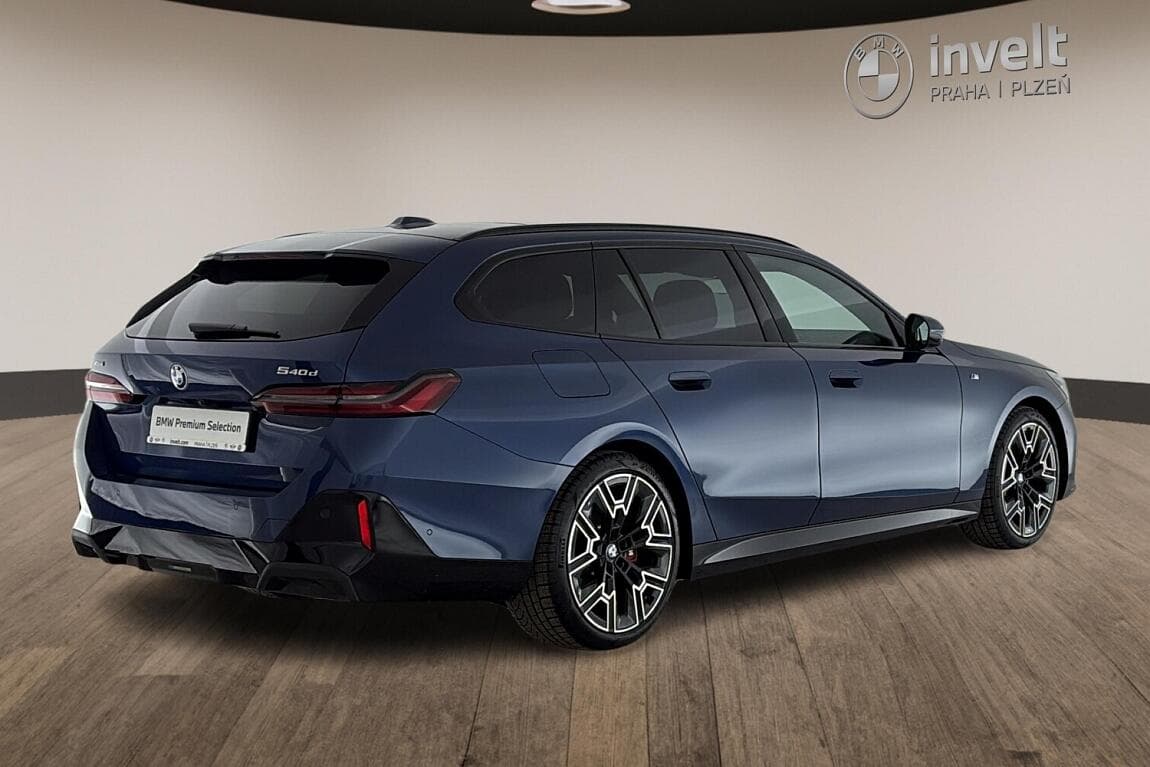 2025 BMW 5-Series - 3
