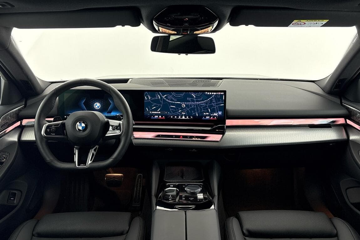 2025 BMW 5-Series - 7