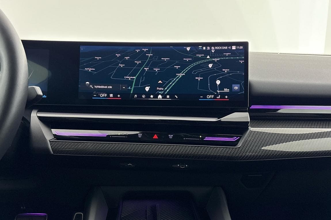 2025 BMW 5-Series - 9