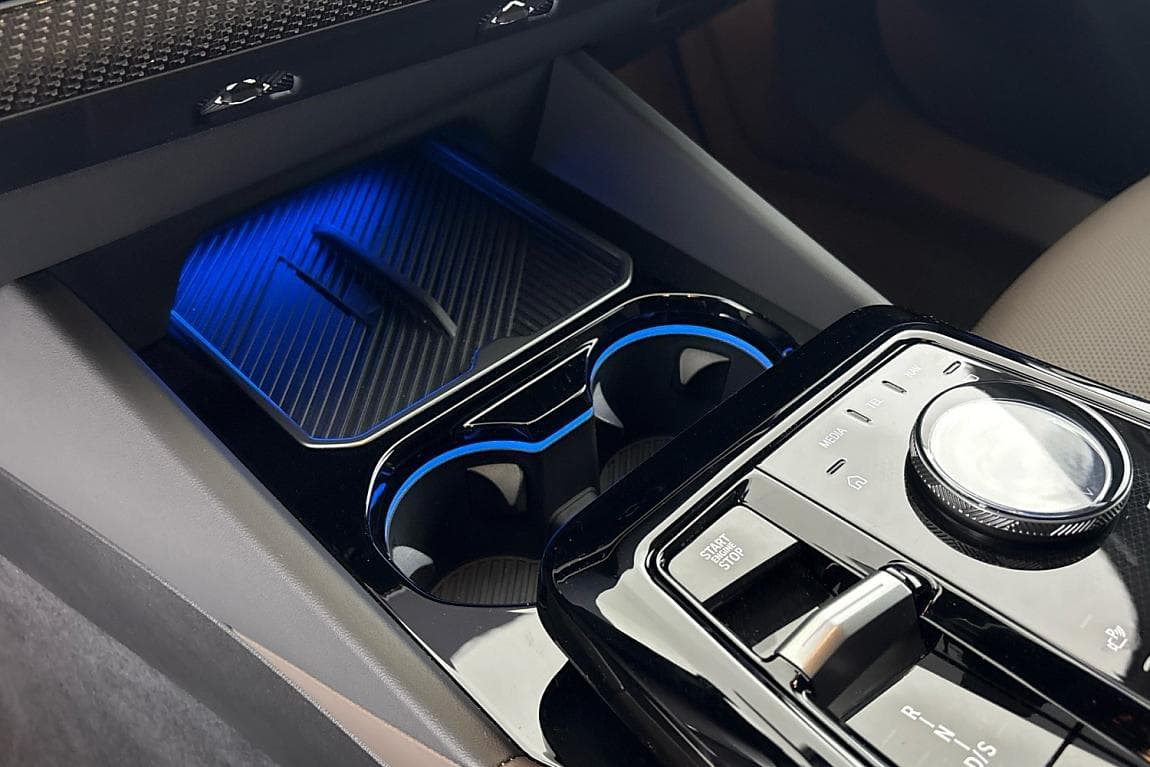 2025 BMW 5-Series - 20