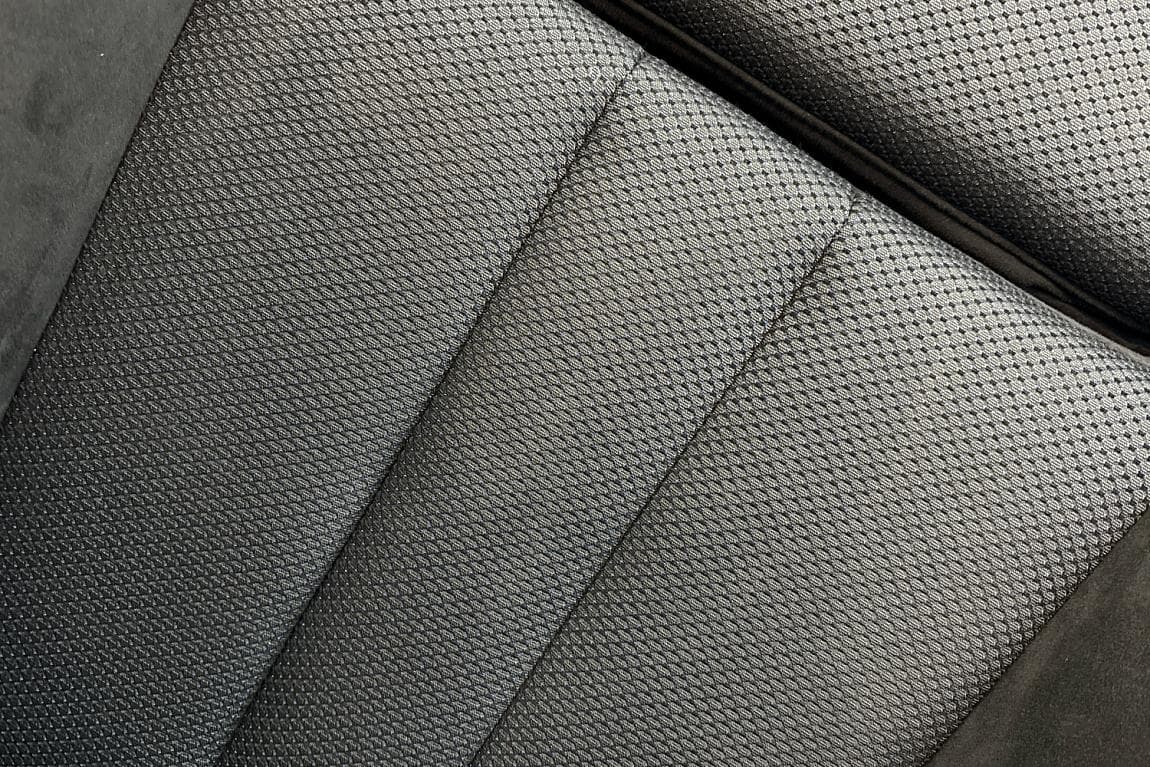 2022 BMW 5-Series - 12