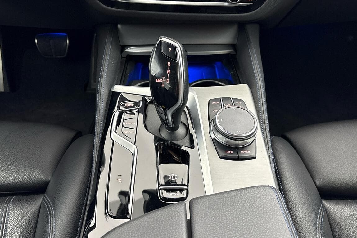 2023 BMW 5-Series - 10