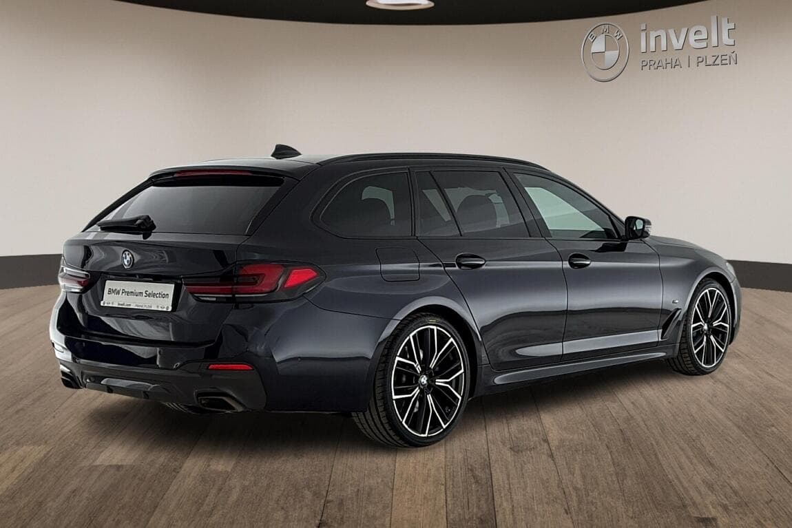 2023 BMW 5-Series - 3