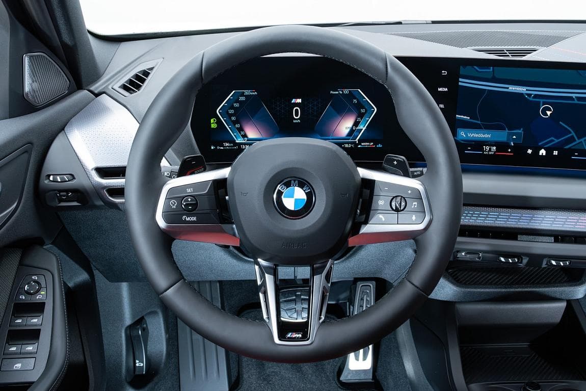 2024 BMW 1-Series - 9