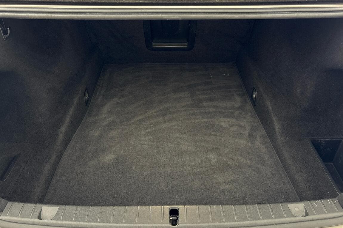 2016 BMW 7-Series - 13