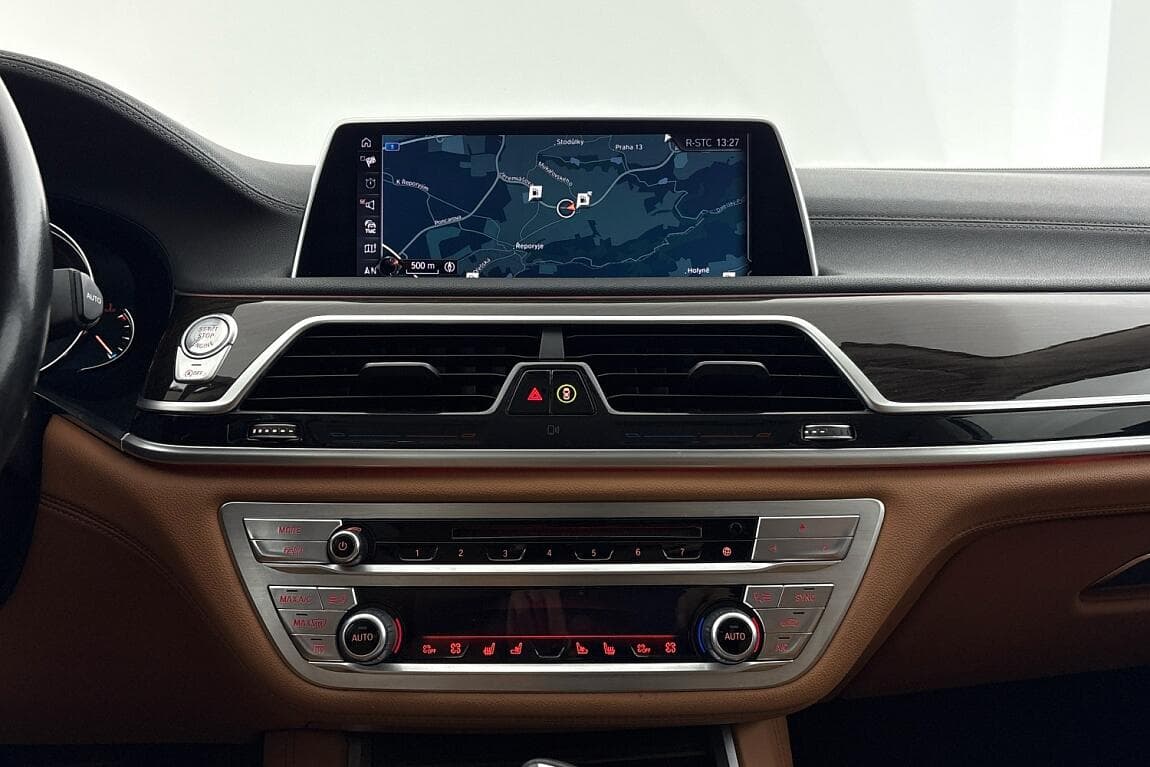 2016 BMW 7-Series - 9