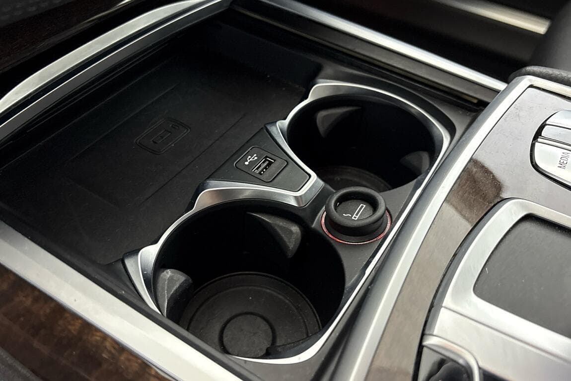 2020 BMW 7-Series - 18