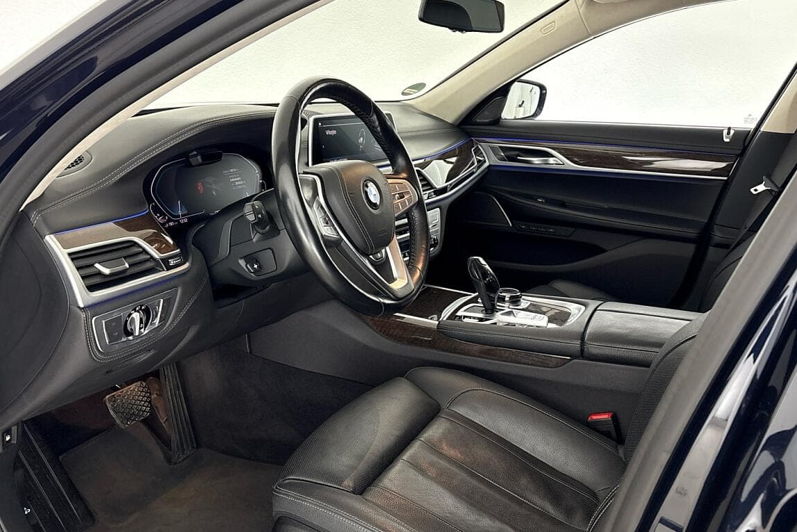 2020 BMW 7-Series - 6