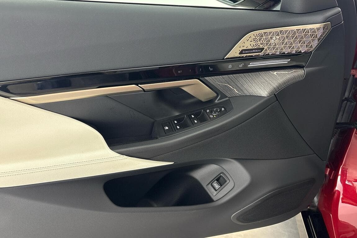 2024 BMW 5-Series - 17