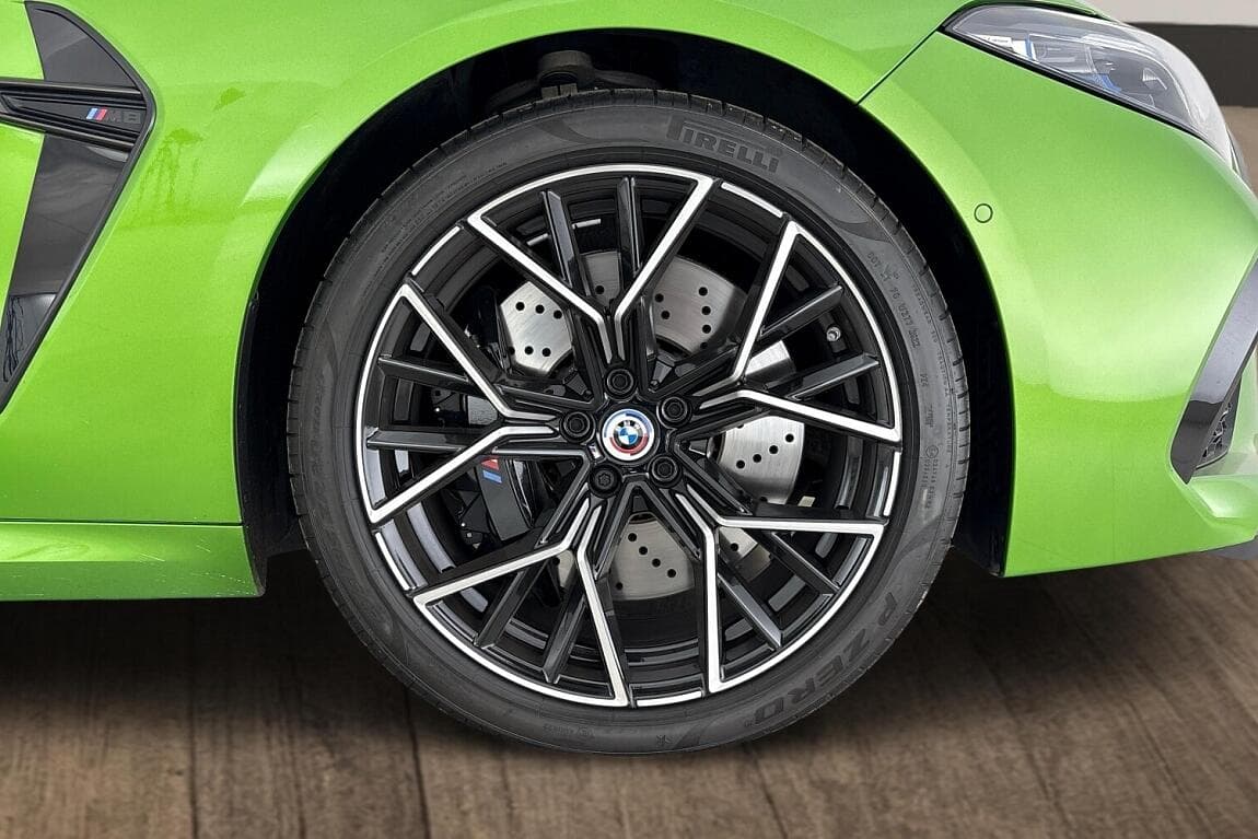 2022 BMW M8 - 8
