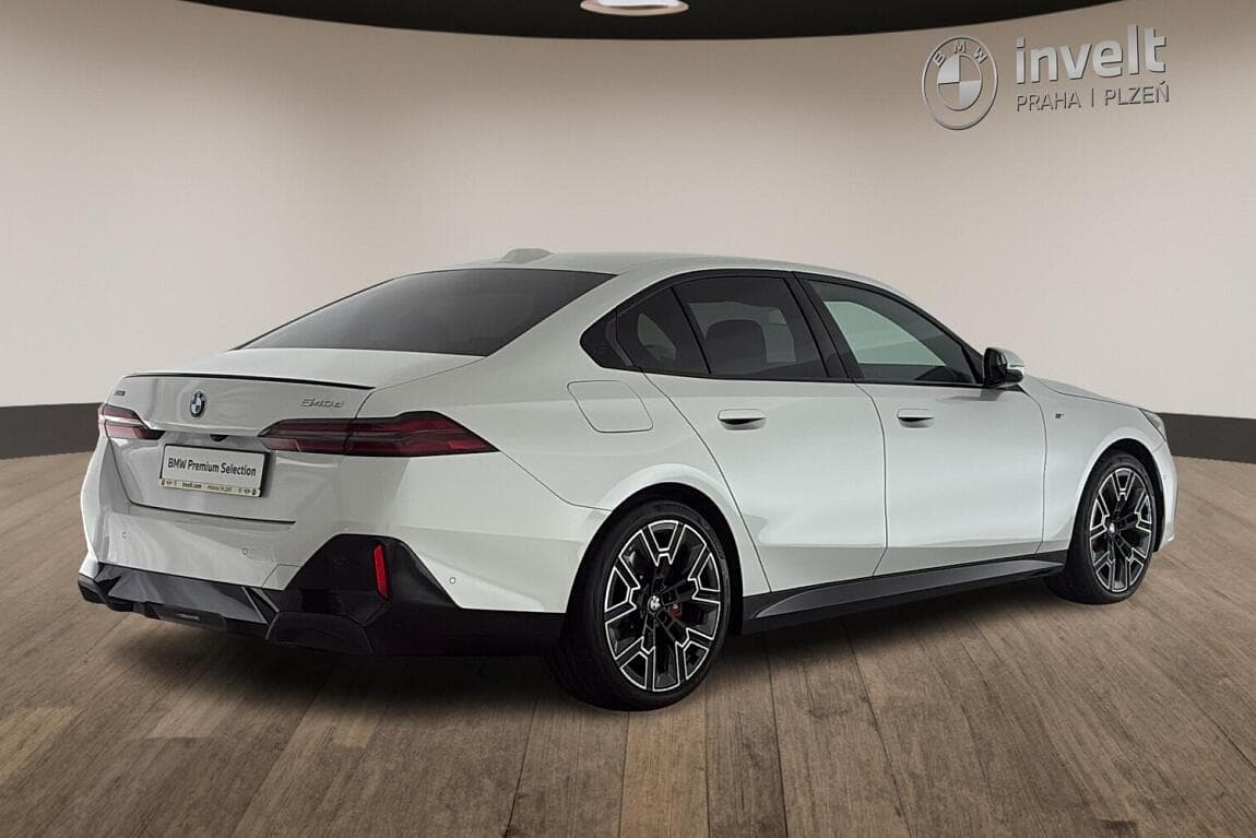 2024 BMW 5-Series - 3