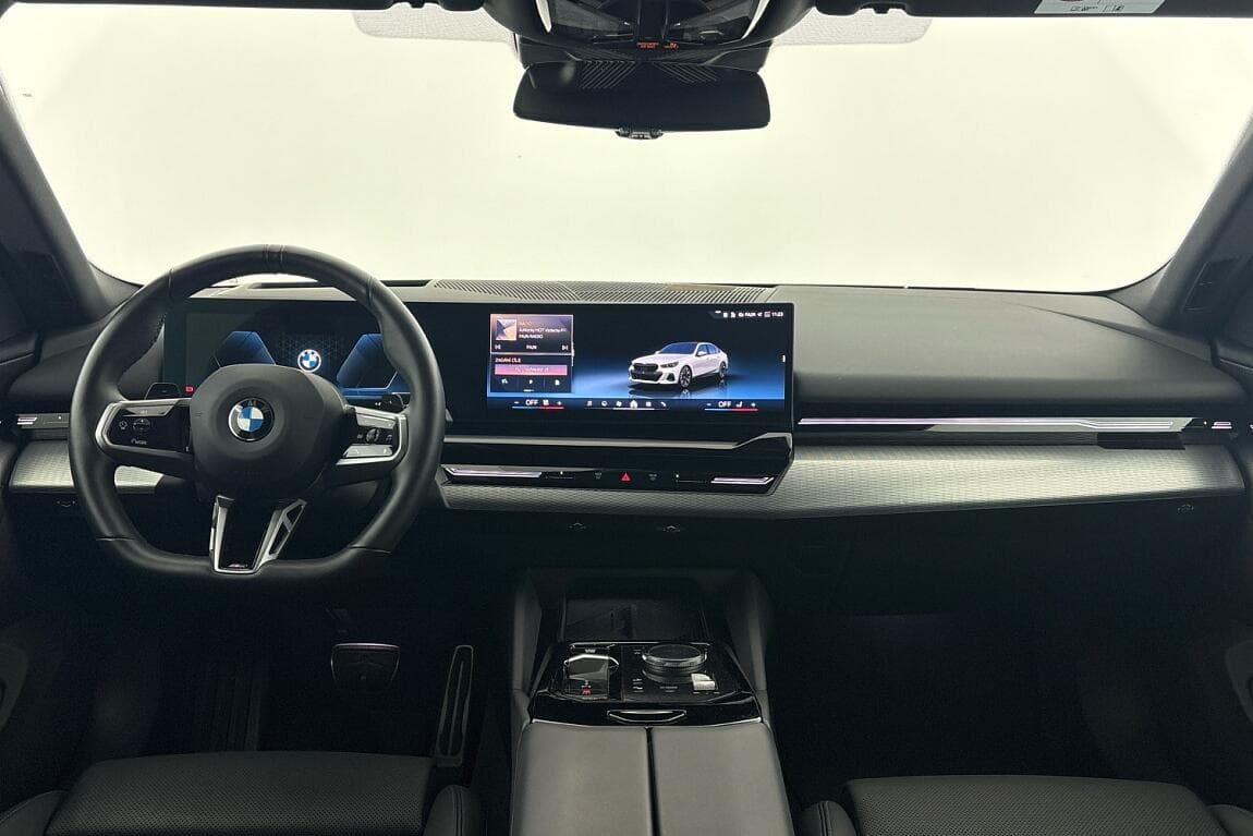 2024 BMW 5-Series - 7