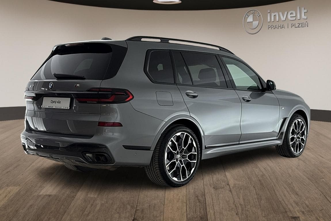 2024 BMW X7 - 3