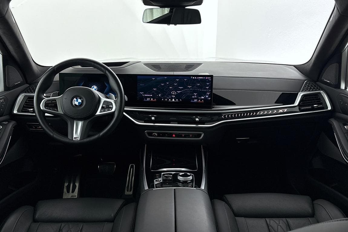 2024 BMW X7 - 7