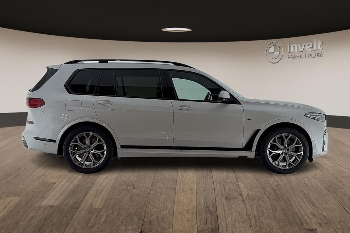 2021 BMW X7 - 2
