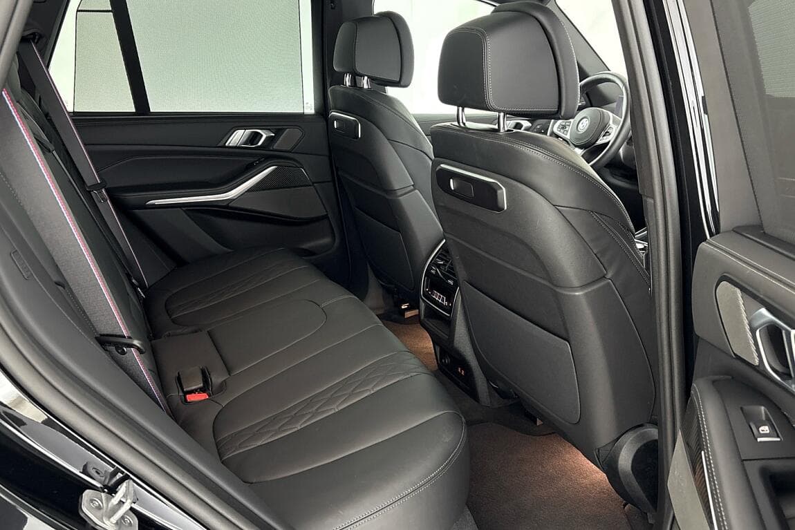 2025 BMW X5 - 13